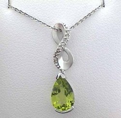 Peridot: The History of Augusts Birthstone 
