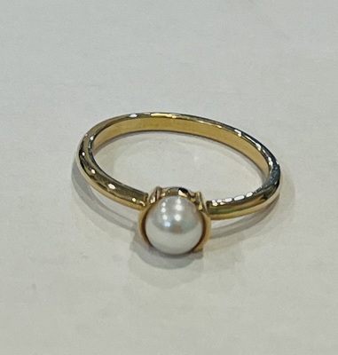 photo number one of 14 karat yellow gold freshwater pearl ring item 001-625-00044