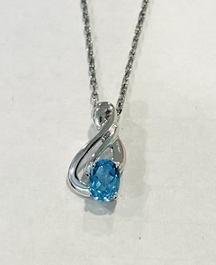 photo of Sterling silver blue topaz pendant on a 20'' chain item 001-230-01352