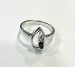 photo of Sterling silver garnet ring item 001-220-00758